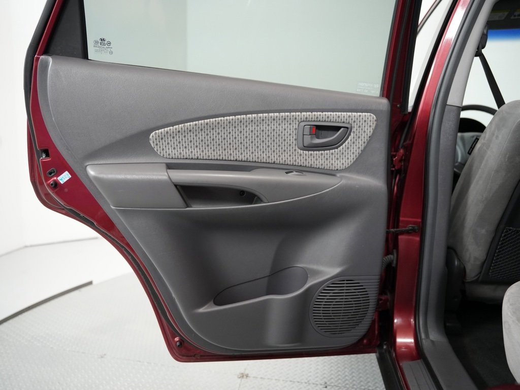 Used 2005 Hyundai Tucson GLS image 26