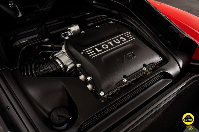 New 2025 Lotus Emira image 16