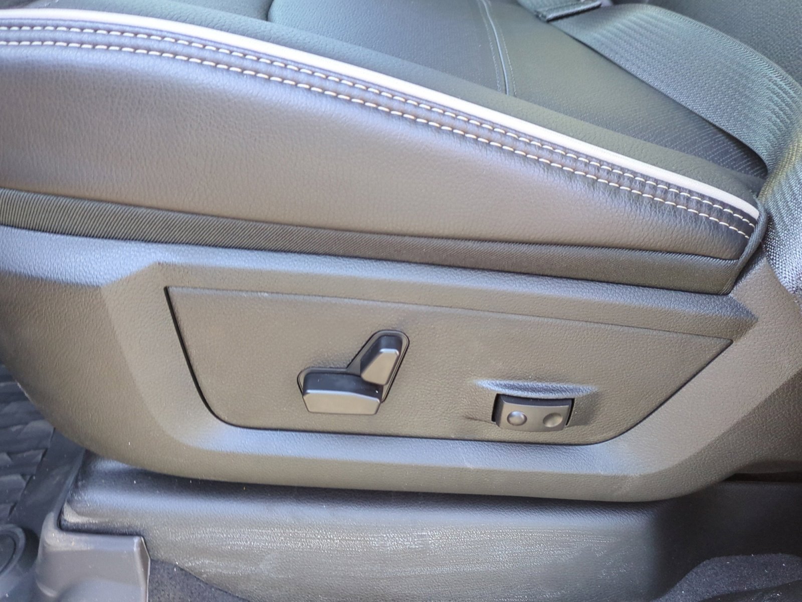 New 2026 RAM 2500 Laramie image 14