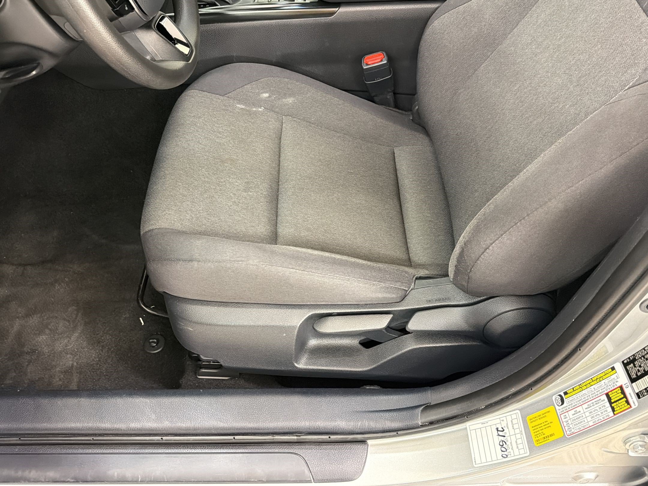 Used 2025 Toyota Camry LE FWD image 13