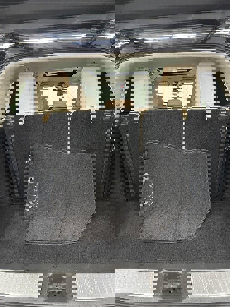 Used 2023 INFINITI QX60 Luxe image 36