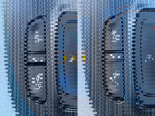 Certified 2022 GMC Acadia SLT w/ Technology Package image 20