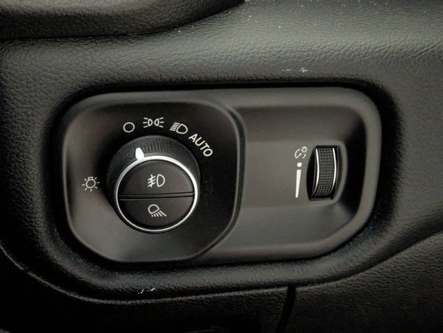 Used 2021 RAM 1500 Big Horn AWD/4WD image 23