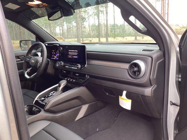New 2025 Chevrolet Colorado LT w/ LT Convenience Package image 14