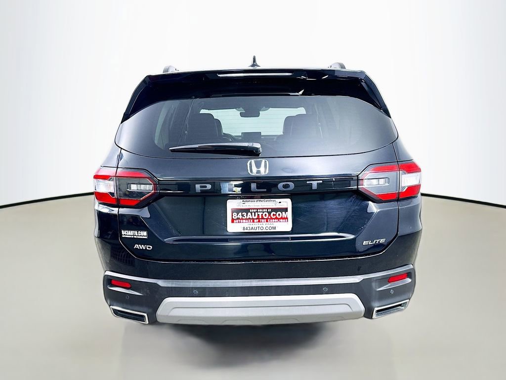 Used 2023 Honda Pilot Elite image 6