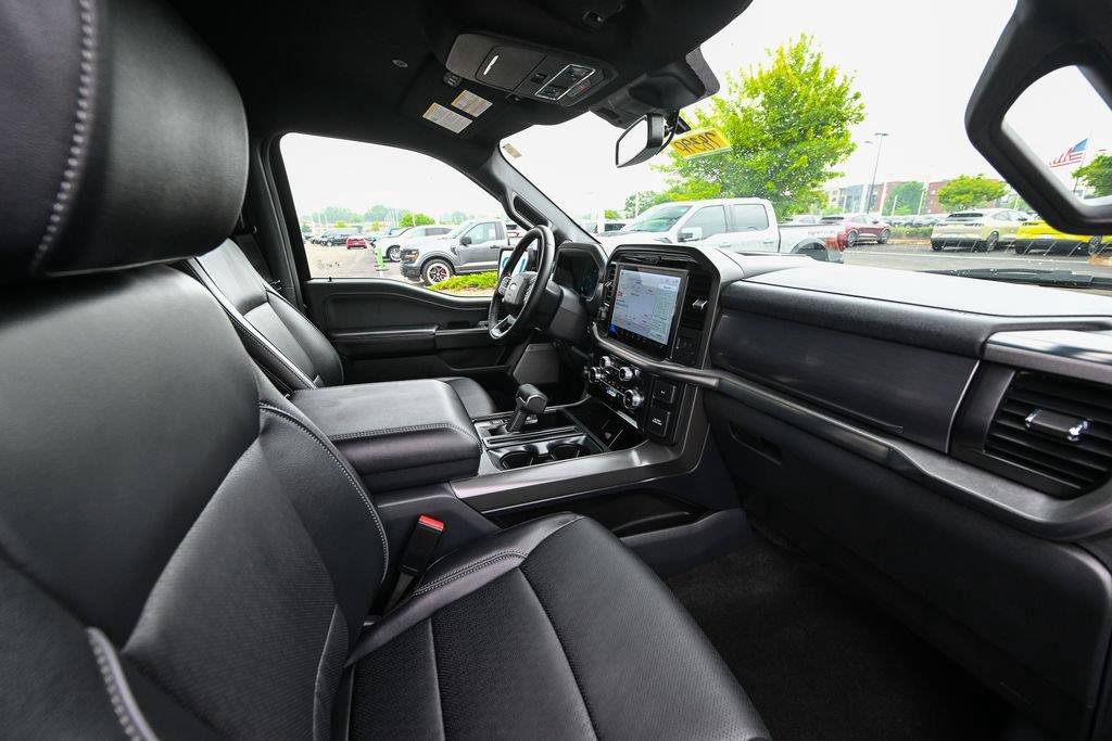 Used 2025 Ford F150 Lariat AWD/4WD image 24