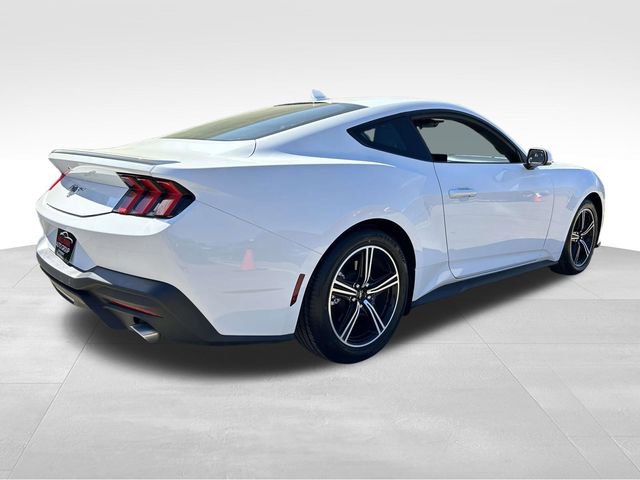 Used 2024 Ford Mustang Premium image 4