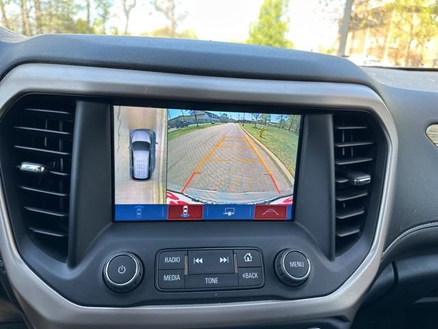 Used 2019 GMC Acadia Denali w/ Technology Package FWD image 39