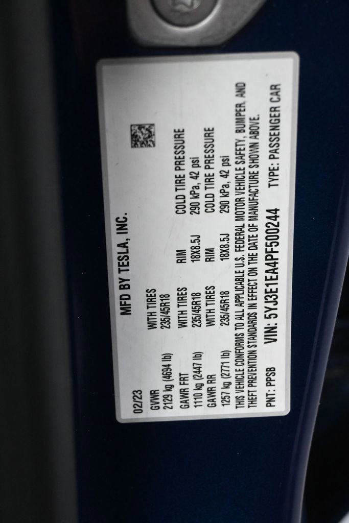 Used 2023 Tesla Model 3 Standard Range image 8