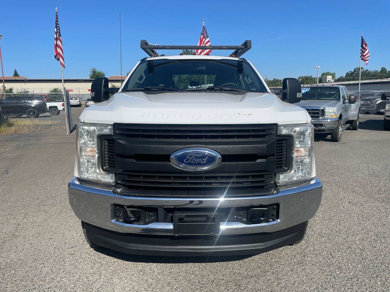 Used 2017 Ford F250 XL w/ Power Equipment Group AWD/4WD image 8
