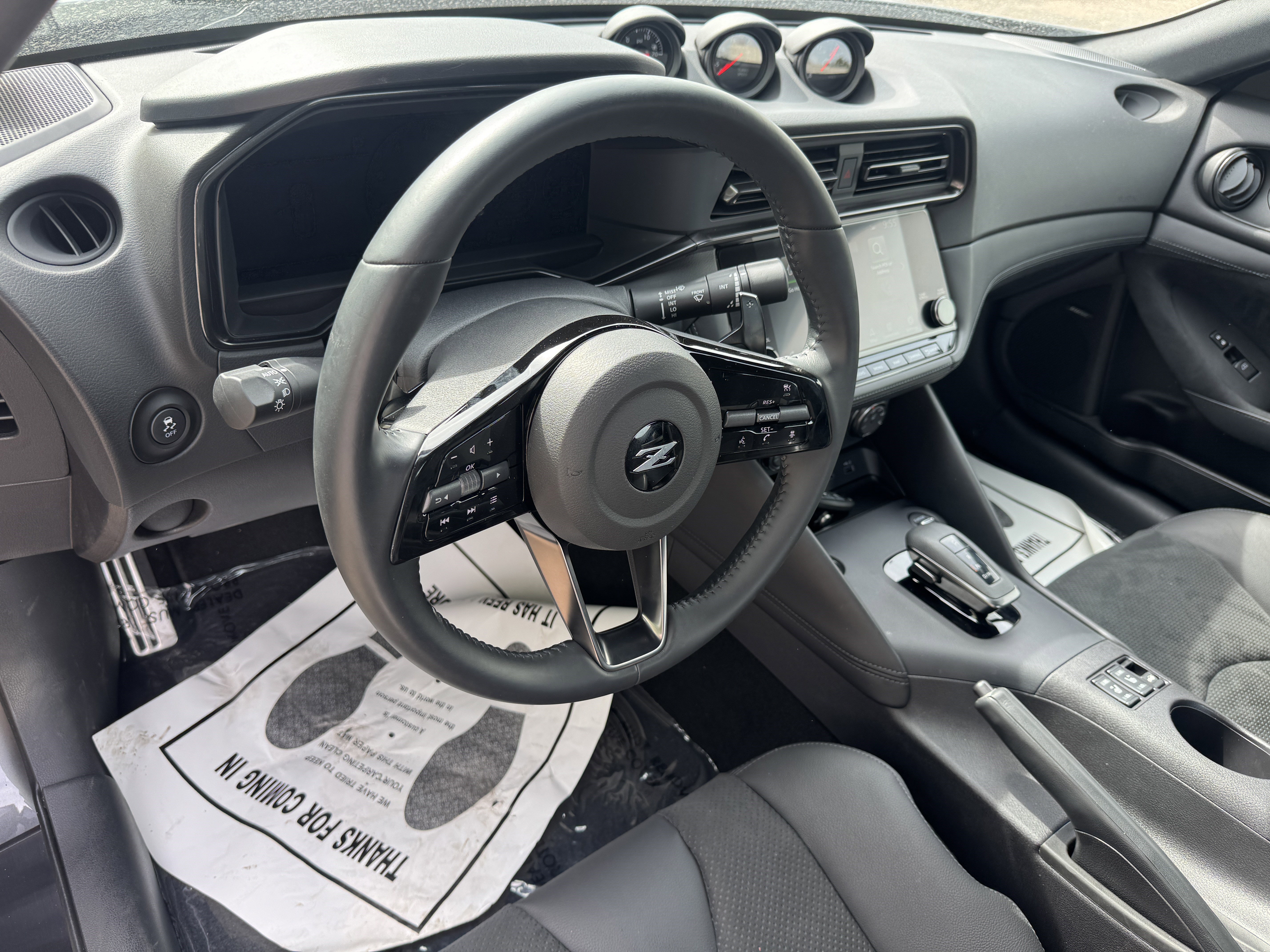 Used 2025 Nissan Z Performance w/ Floor Mat Package RWD image 21