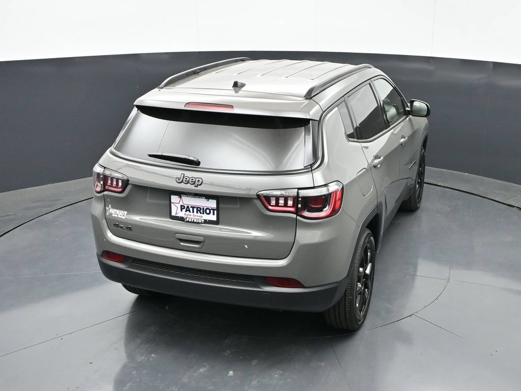 New 2026 Jeep Compass Latitude AWD/4WD image 29