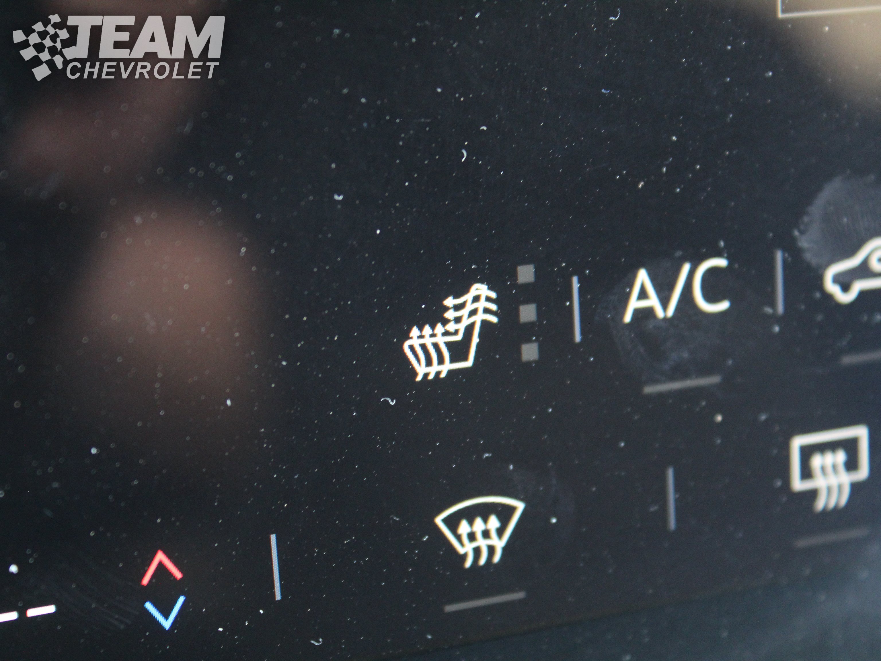 Certified 2025 GMC Acadia Elevation AWD/4WD image 16