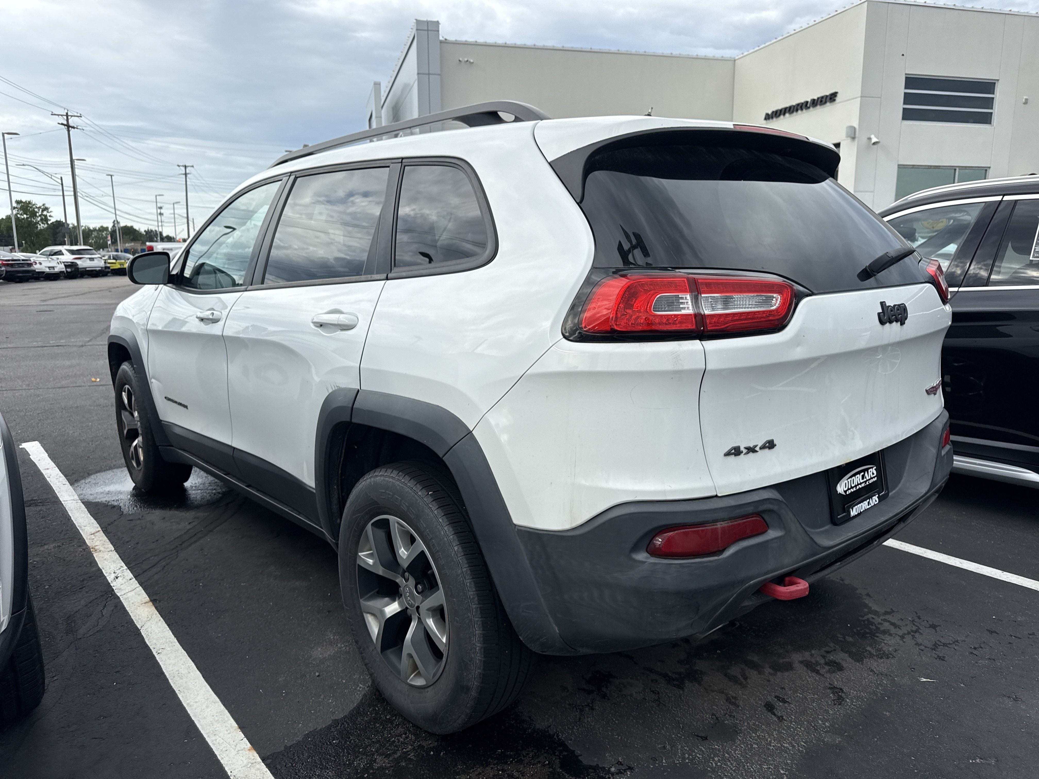Used 2014 Jeep Cherokee Trailhawk w/ Leather Interior Group AWD/4WD image 6