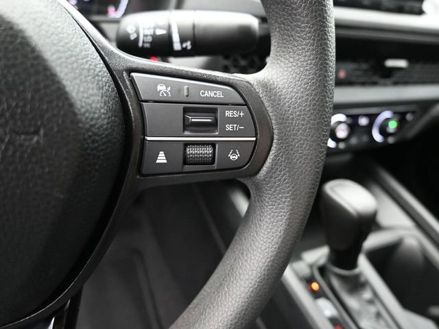 Used 2025 Honda Accord SE image 6