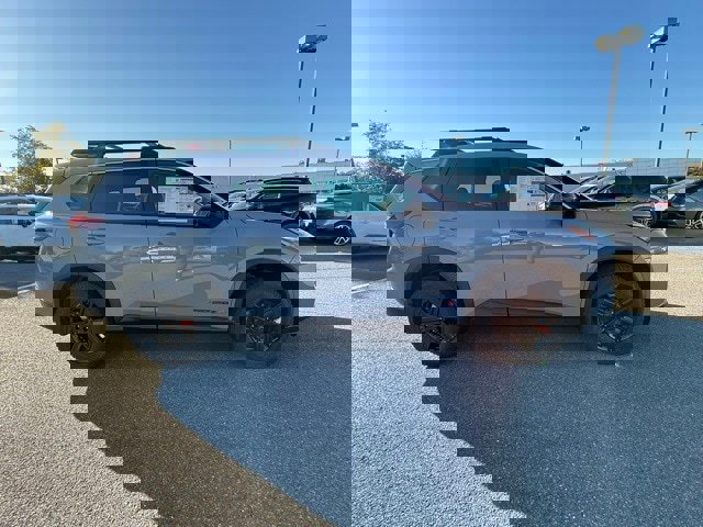 New 2026 Nissan Rogue SV image 4