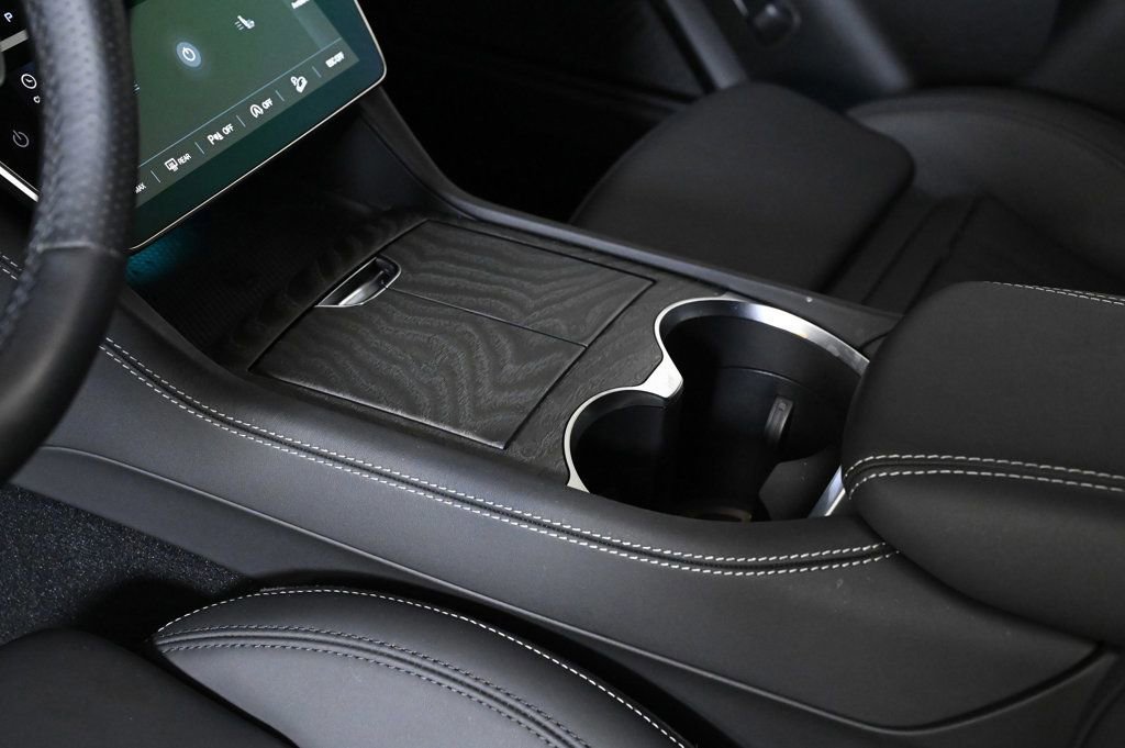 Used 2025 Maserati Grecale Modena image 25