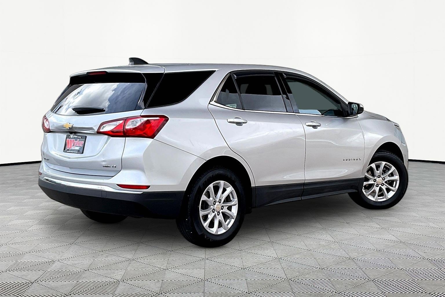 Used 2020 Chevrolet Equinox LT image 7