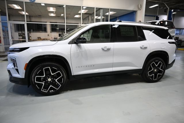 New 2026 Chevrolet Traverse High Country w/ LPO, Floor Liner Package image 7