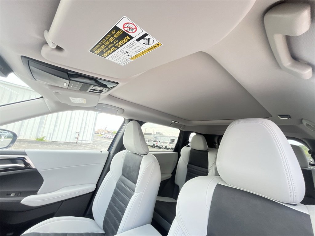 New 2025 Mitsubishi Outlander SE image 22