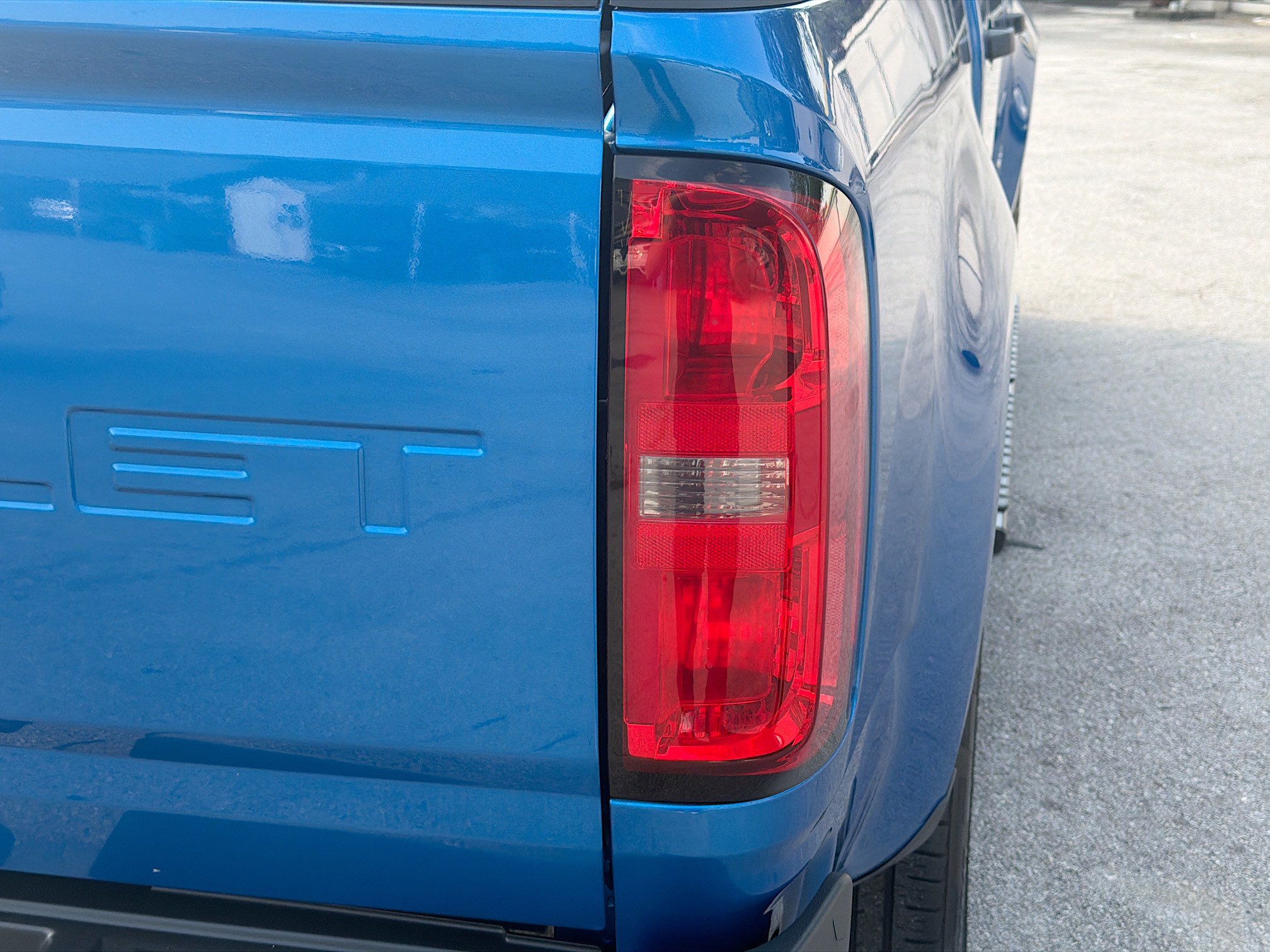 Used 2021 Chevrolet Colorado W/T RWD image 25