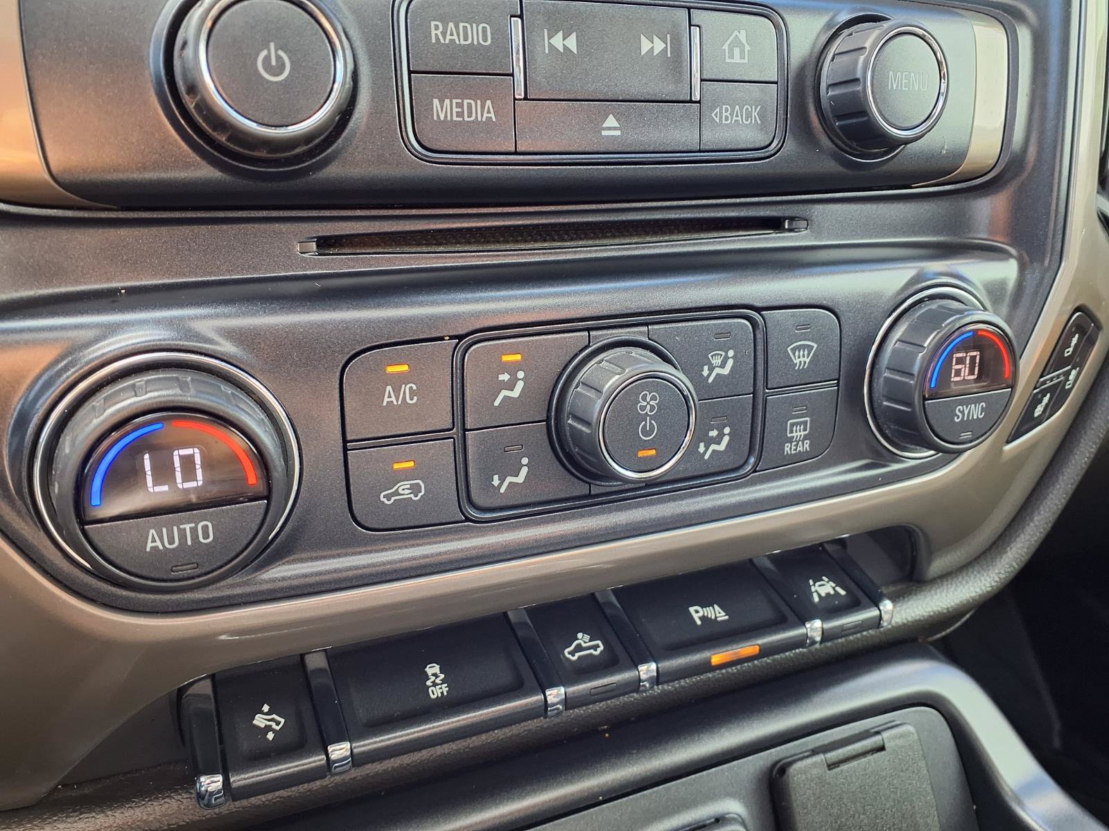 Used 2018 Chevrolet Silverado 1500 High Country RWD image 10