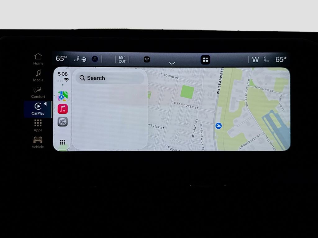 Used 2025 Jeep Wrangler Sahara image 14