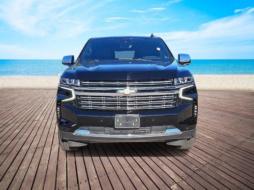 Used 2024 Chevrolet Tahoe Premier AWD/4WD image 2