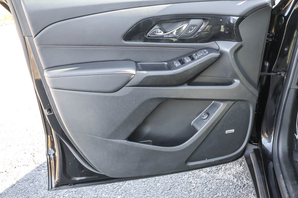 Used 2023 Chevrolet Traverse RS w/ LPO, Floor Liner Package image 26