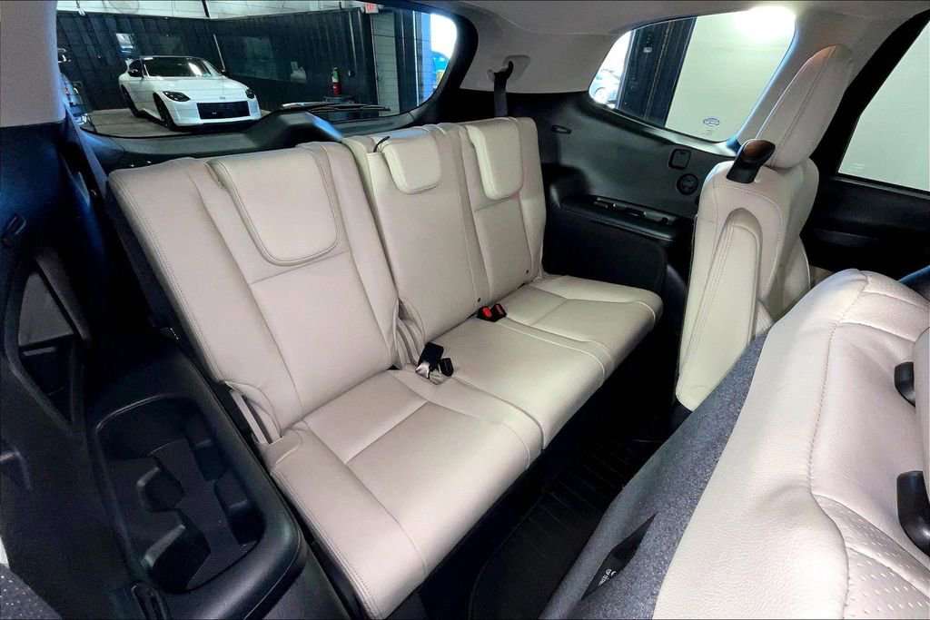 Used 2021 Subaru Ascent Limited image 38