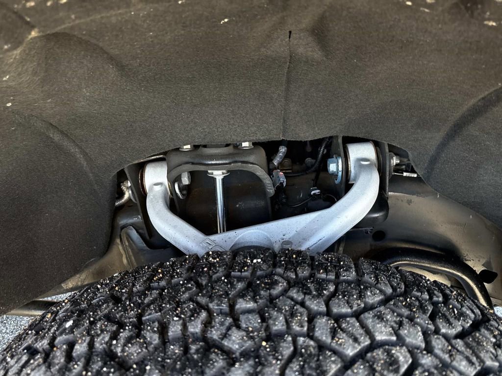 Used 2023 Chevrolet Silverado 2500 Custom w/ Custom Value Package image 10