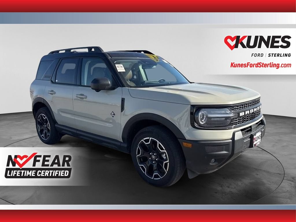Used 2025 Ford Bronco Sport Outer Banks w/ Outer Banks Tech Package+ AWD/4WD image 1