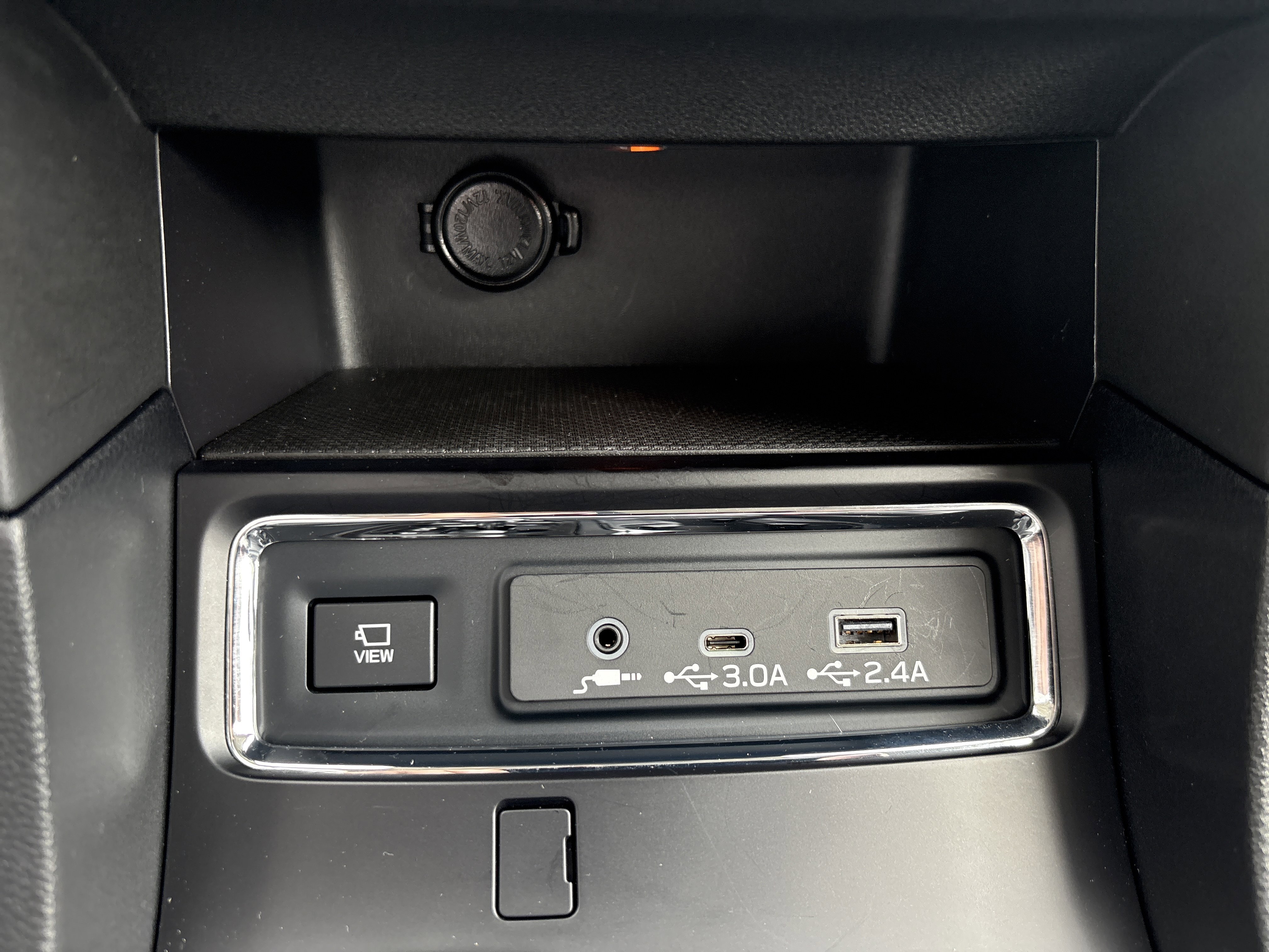 Certified 2025 Subaru Ascent Bronze Edition image 8