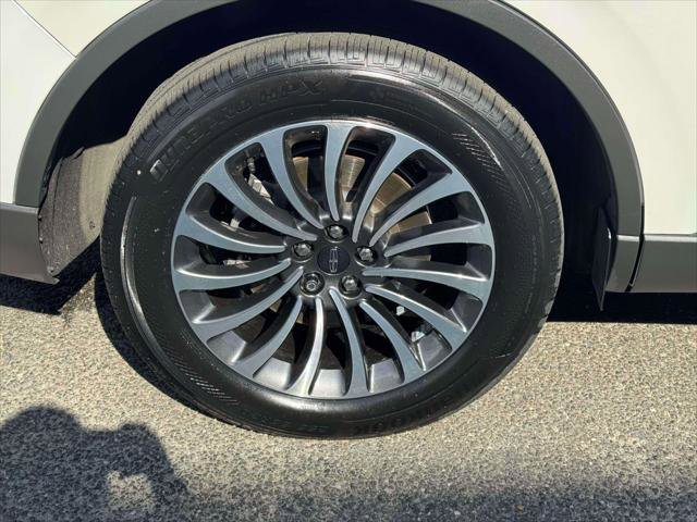Used 2023 Lincoln Aviator Reserve w/ Elements Package Plus AWD/4WD image 10