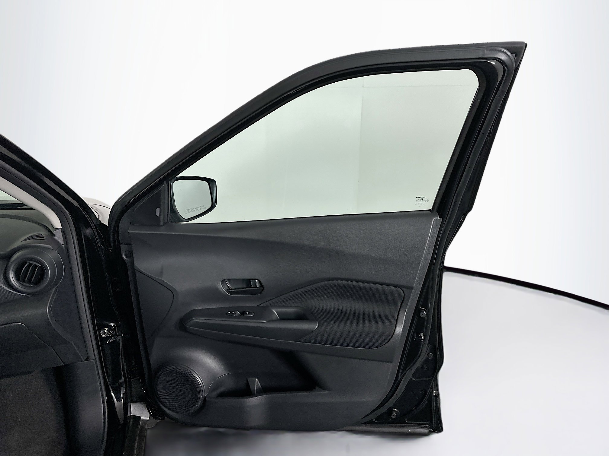 Used 2024 Nissan Kicks S image 29