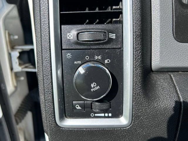 Used 2019 RAM 1500 Warlock AWD/4WD image 19