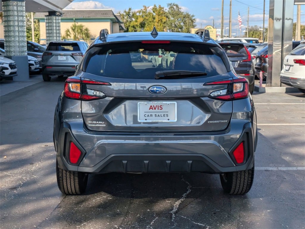 Used 2024 Subaru Crosstrek 2.0i Premium image 6