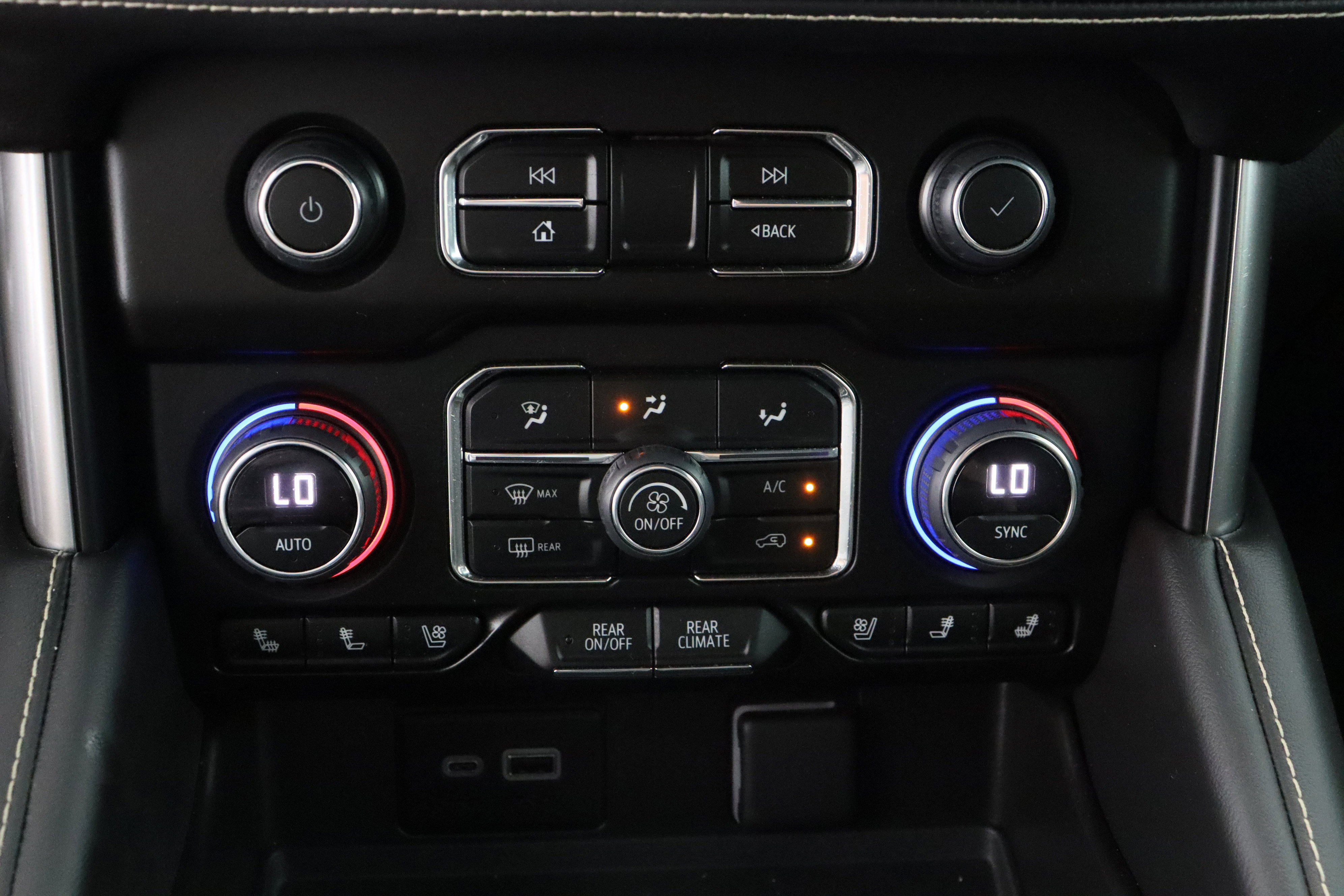 Used 2023 Chevrolet Tahoe Premier image 21