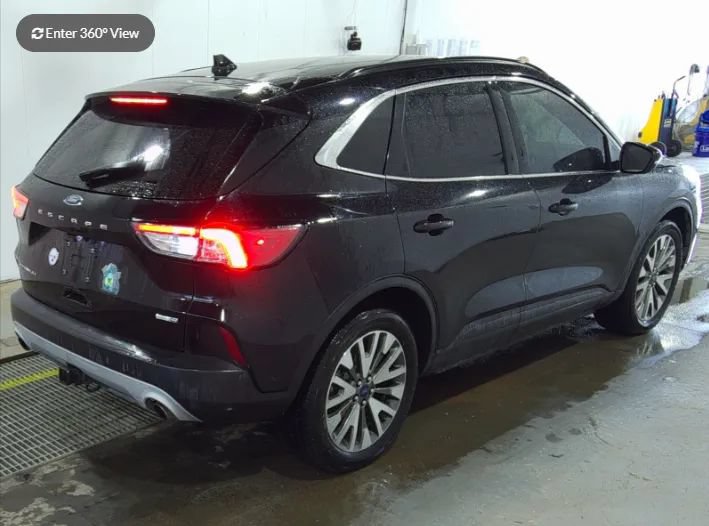 Used 2020 Ford Escape Titanium AWD/4WD image 2