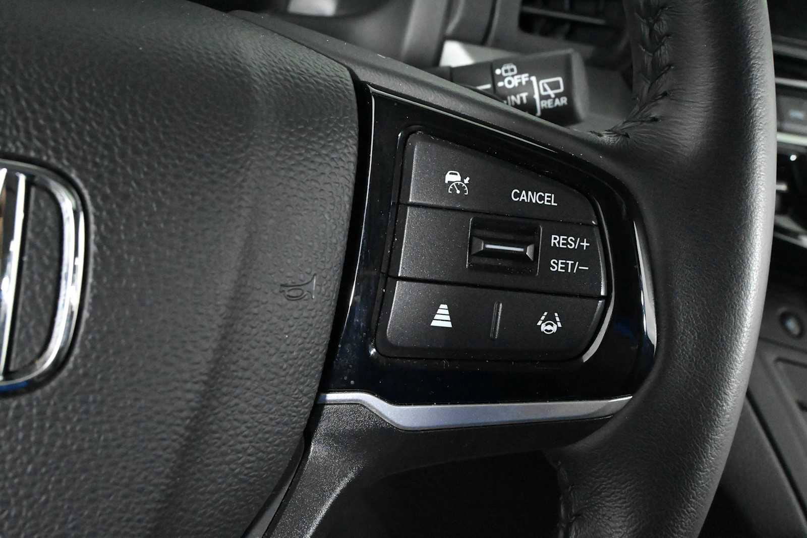 Used 2025 Honda Odyssey EX-L image 23