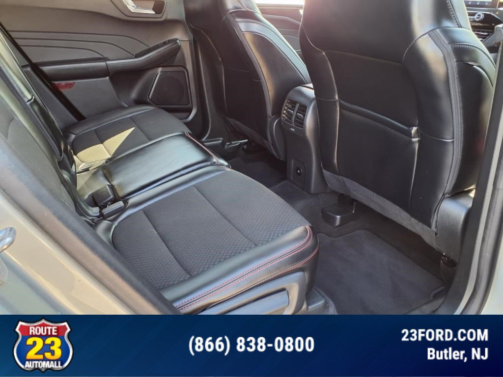 Certified 2024 Ford Escape ST-Line image 11
