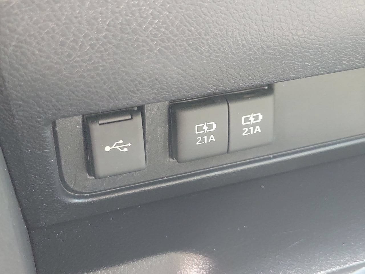 Used 2021 Toyota Sequoia Platinum AWD/4WD image 27