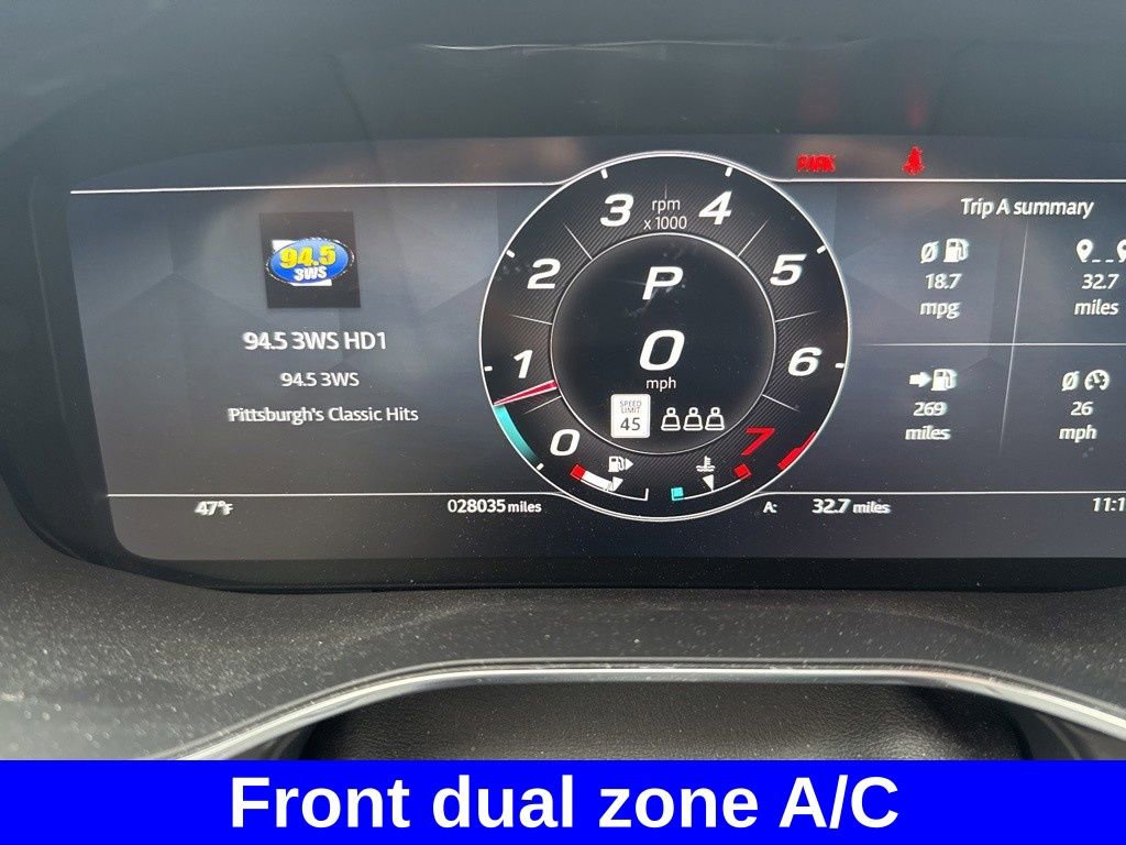 Used 2022 Jaguar F-PACE SVR image 7