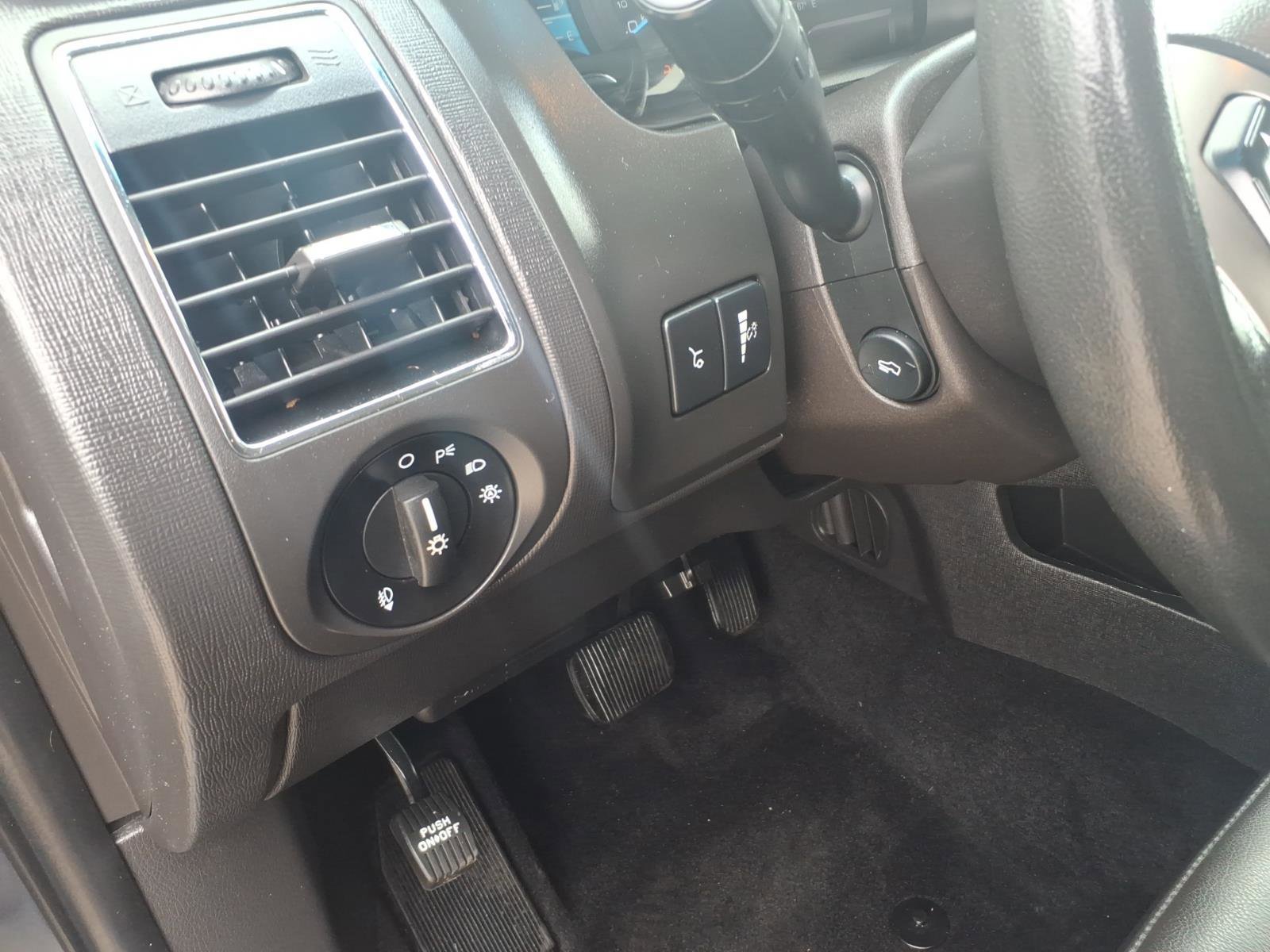 Used 2019 Ford Flex SEL w/ Equipment Group 202A FWD image 3