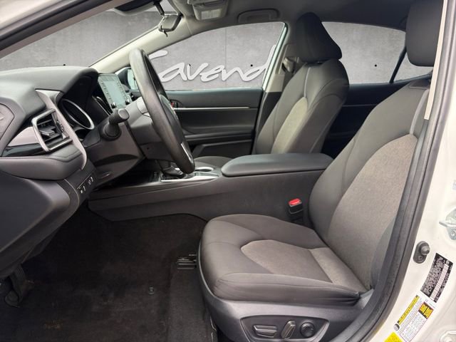 Used 2022 Toyota Camry LE image 19