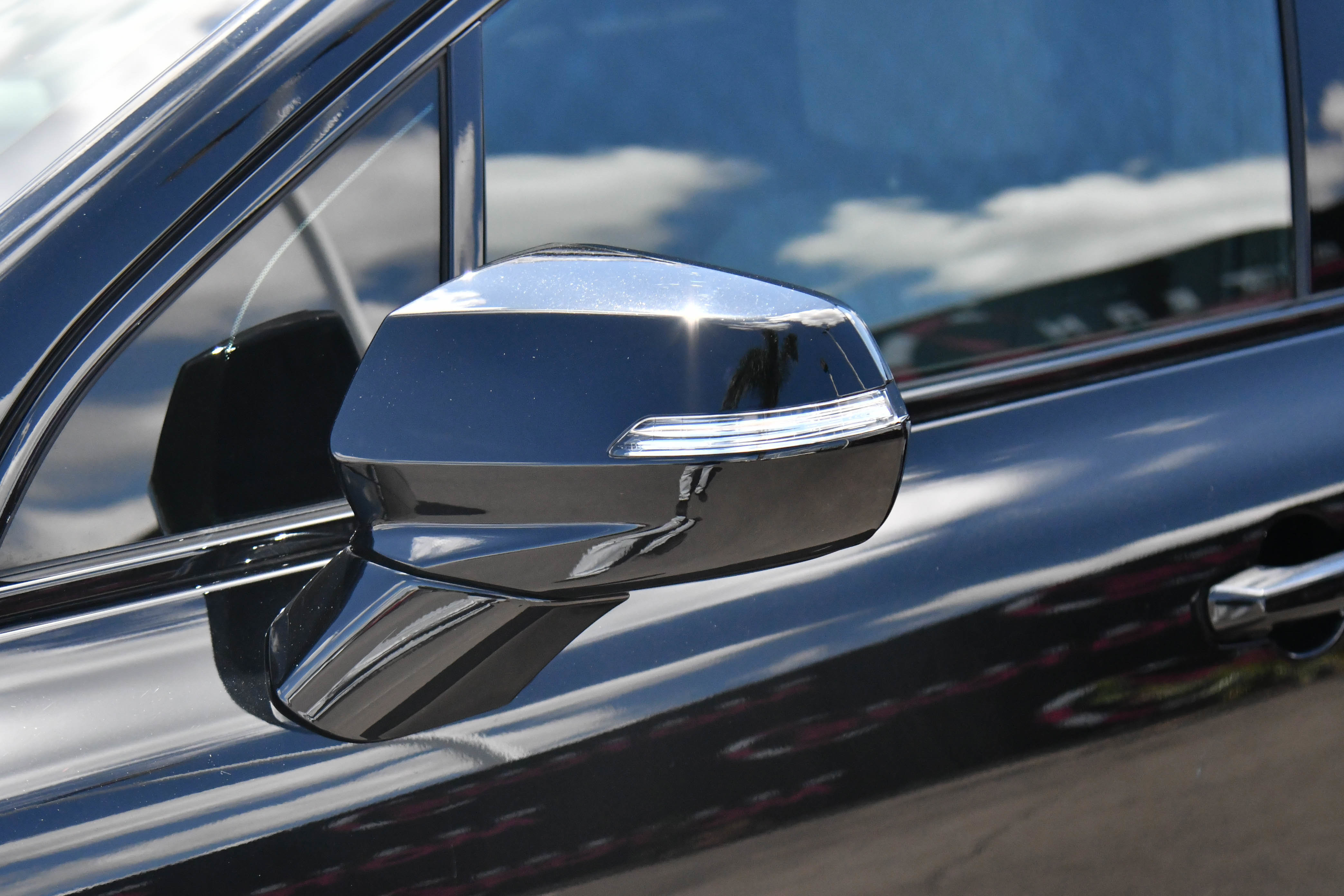 Used 2024 Honda Prologue Touring image 13