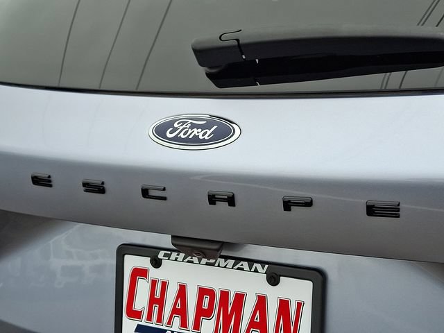 Certified 2022 Ford Escape SEL w/ SEL Stealth AWD Package image 30