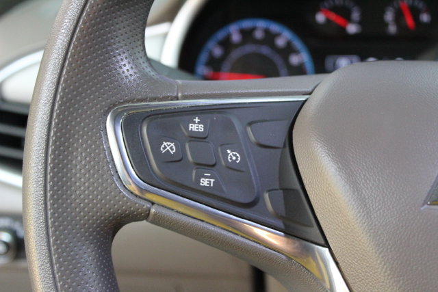 Used 2020 Chevrolet Malibu LS FWD image 16