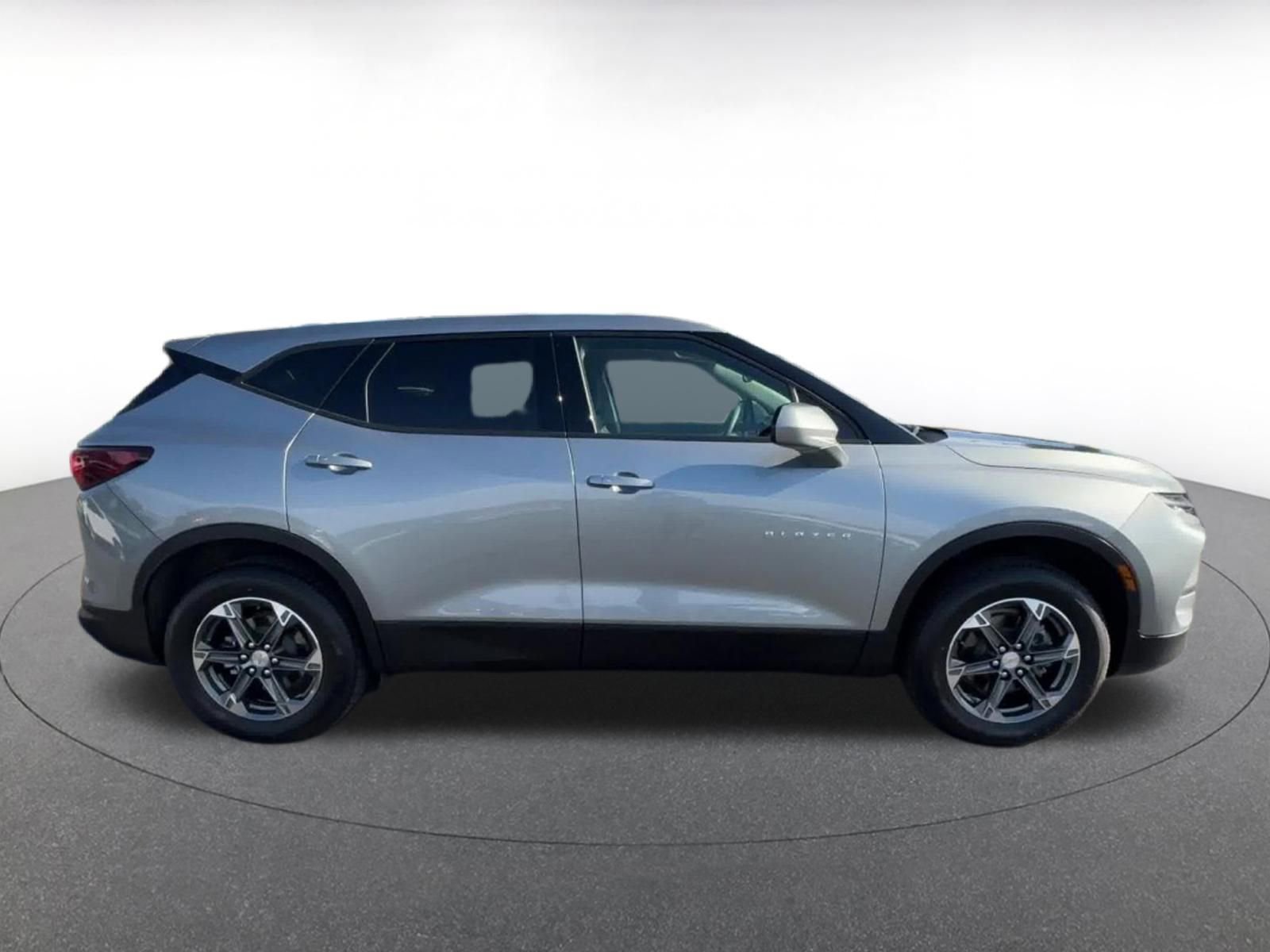 Used 2025 Chevrolet Blazer LT image 16