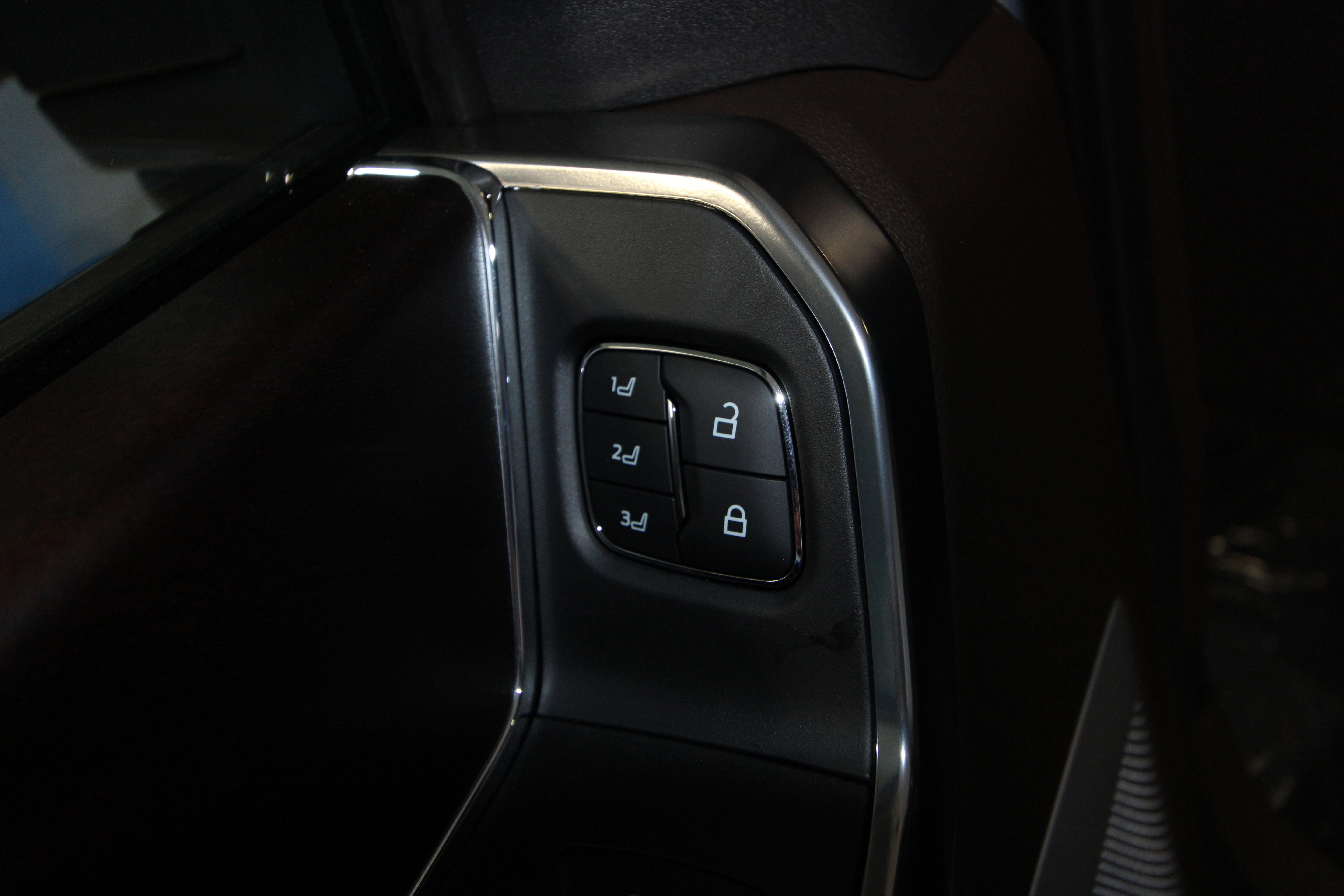 New 2025 Ford F350 King Ranch w/ Chrome Package image 8